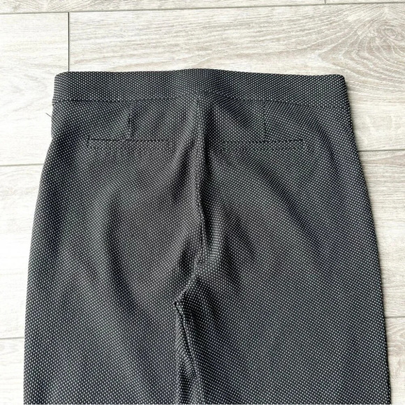 89th & Madison Polka Dots Textured Cropped Pants - Picture 9 of 9